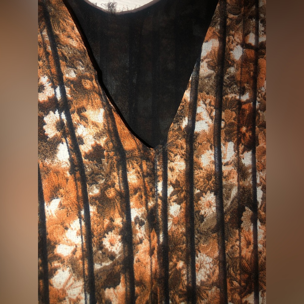 Designer Astr Has A Beautiful Pattern - image 8